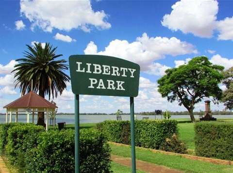 Liberty Park - Lake Cargelligo